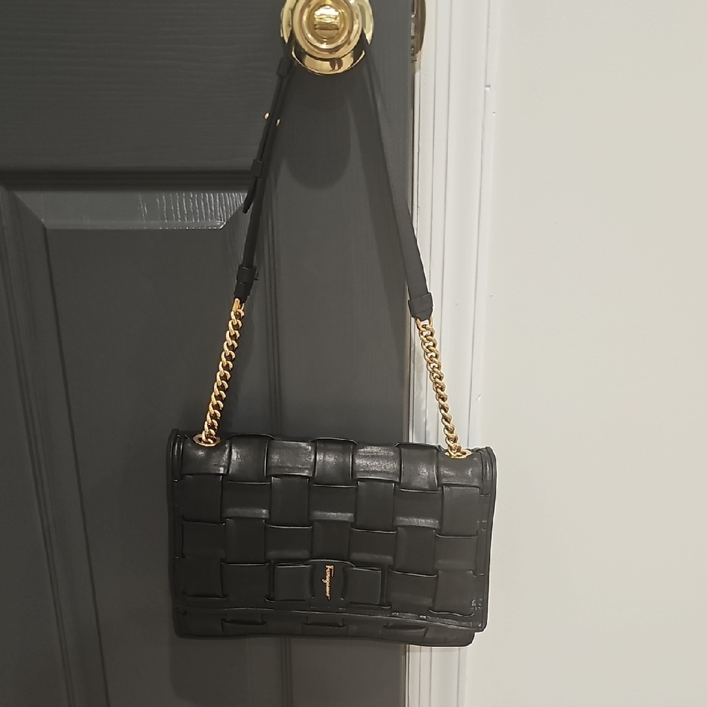 Salvatore Ferragamo Black Woven Shoulder Bag - Picture 8 of 8